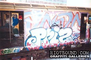 Graffiti_On_Scrapped_Train