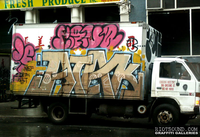 Truck Graffiti 15