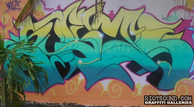 XOMI Puerto Rico Graffiti
