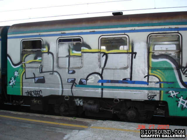 10_Train_Car_Graffiti_Milan_Italy