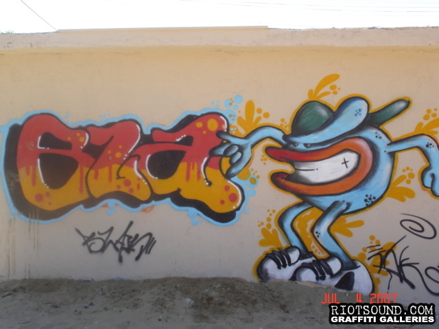 3 Graffiti In Sicily