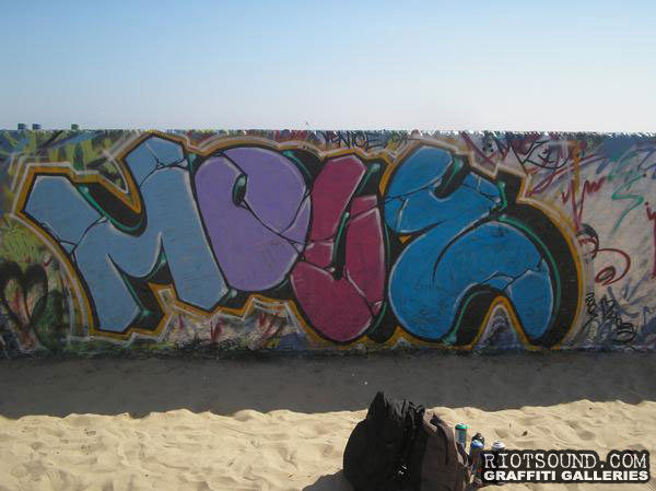MOUZ California Graffiti