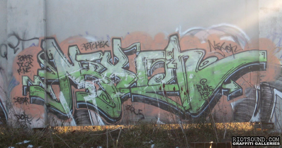 NIXON HSP Graffiti