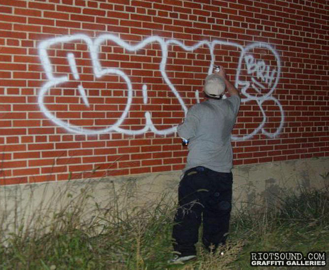 Painting Graffiti