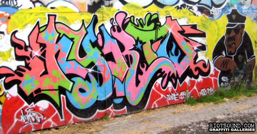RYRTO Roma Graffiti